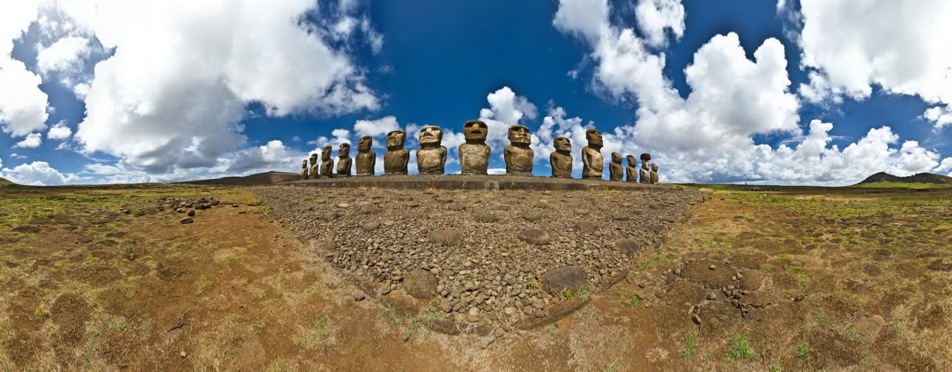 Ahu Tongariki (Middle Front)