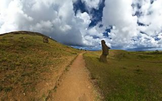 Rano Raraku Path