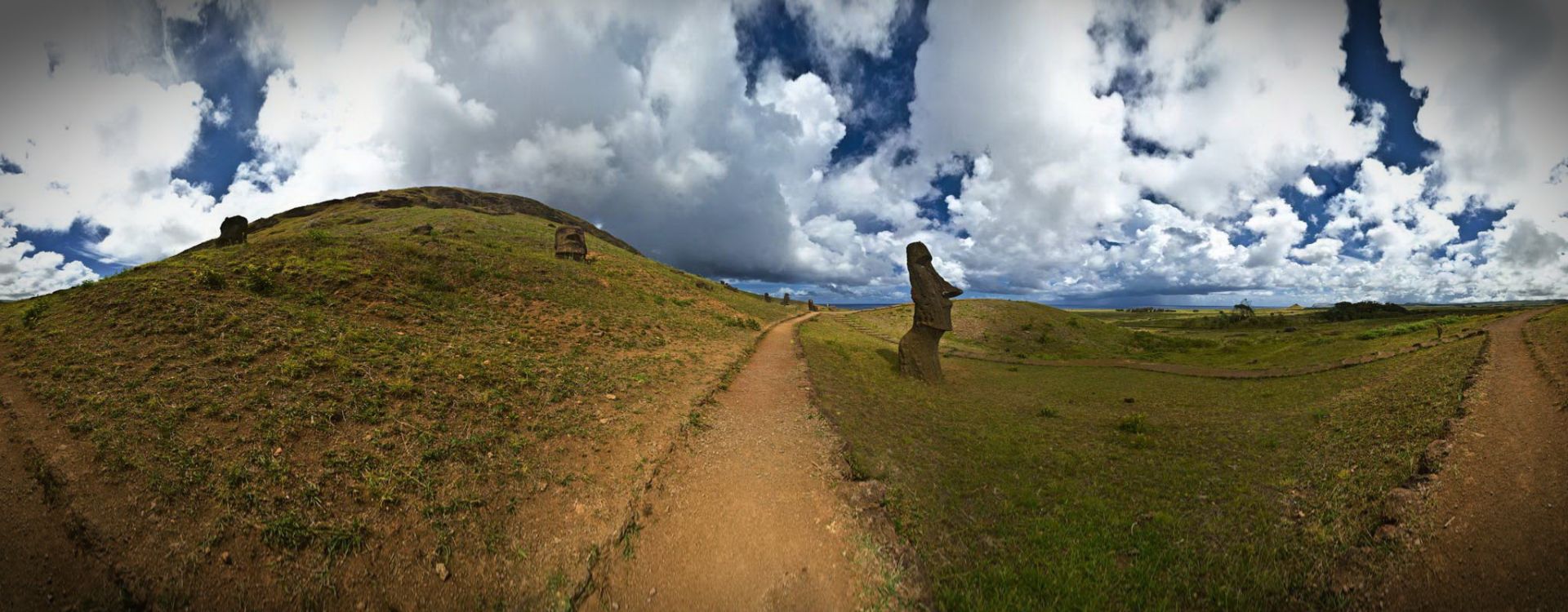 Rano Raraku Path
