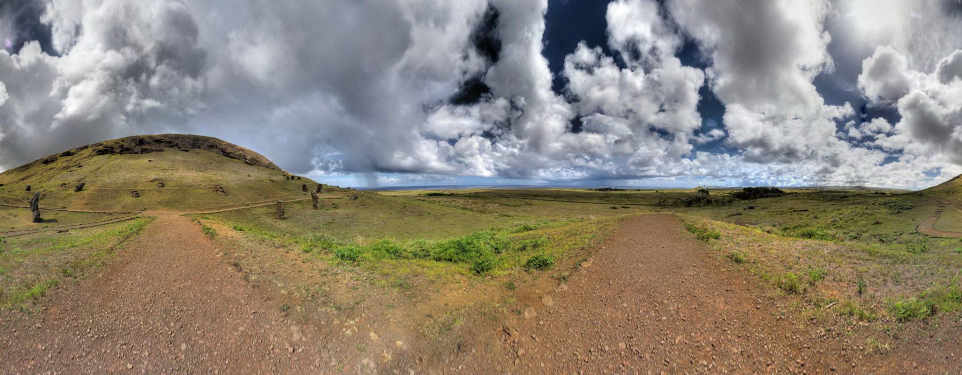 Rano Raraku Hdr under the rain !