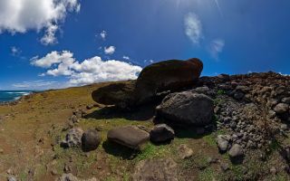 Akahanga Moai Alone Verso